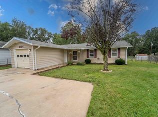 3126 W Page St, Springfield, MO 65802
