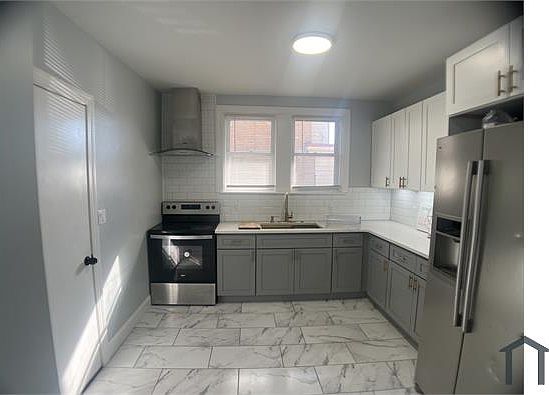 5th image of 6716 Cobbs Creek Pkwy