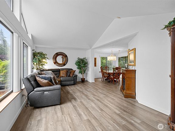 4th image of 283 Quilcene Place