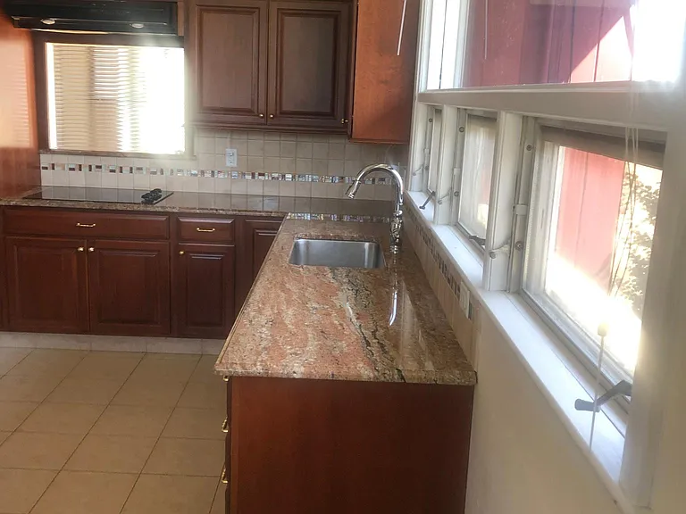 59 Morningside Dr — Photo 20