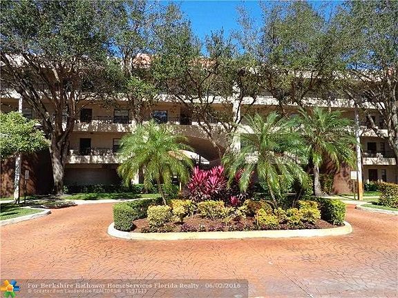 2nd image of 10401 W Broward Blvd APT 101