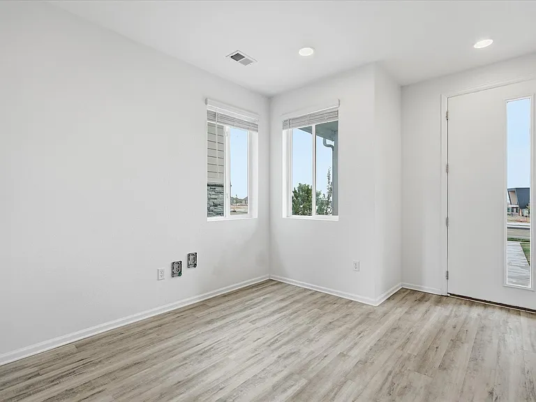 9640 Reunion Pkwy — Photo 5