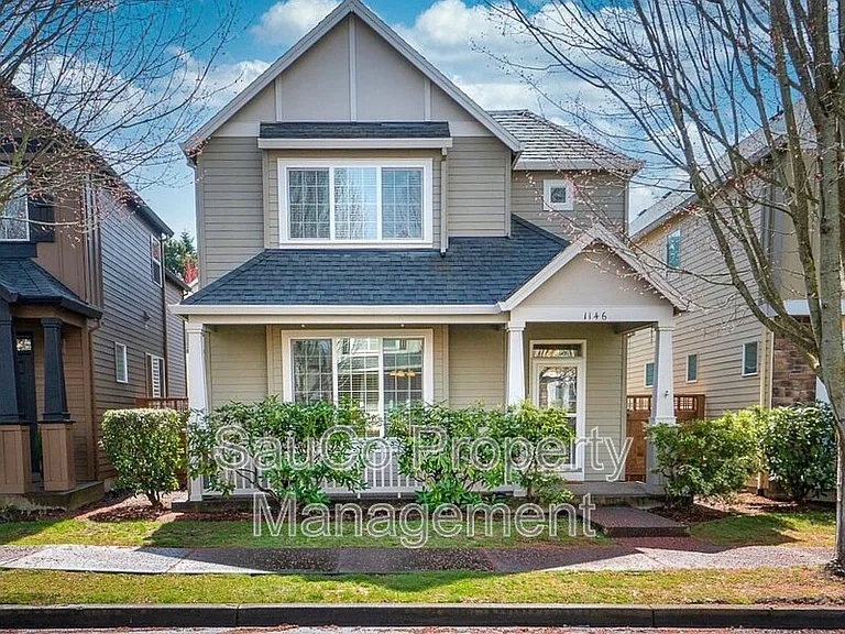 1146 SE Westerland St — Photo 1