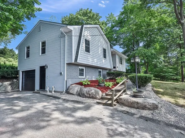 39 West St, Attleboro, MA 02703