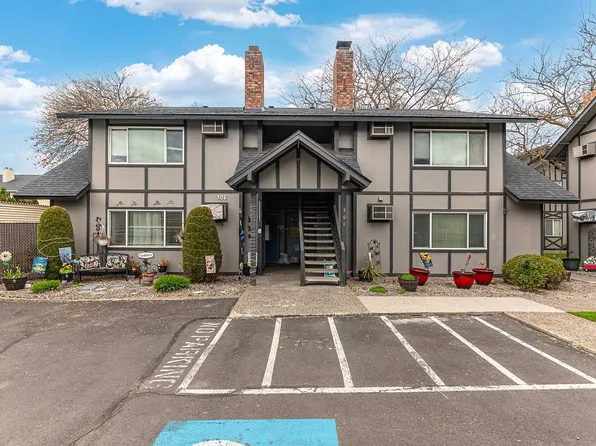 306 E Weile Ave APT 2, Spokane, WA 99208
