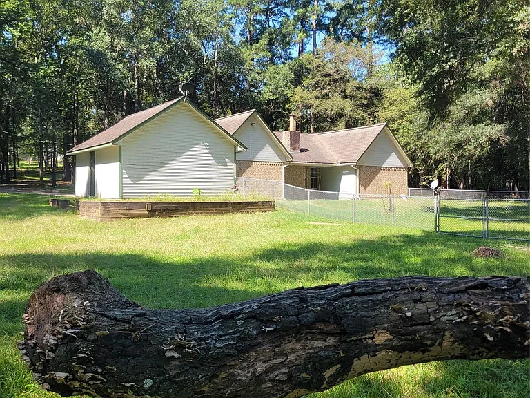 4 Sarah Lynn Ln — Photo 18