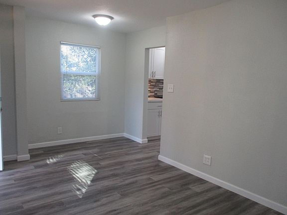 4th image of 5825 15th Ave