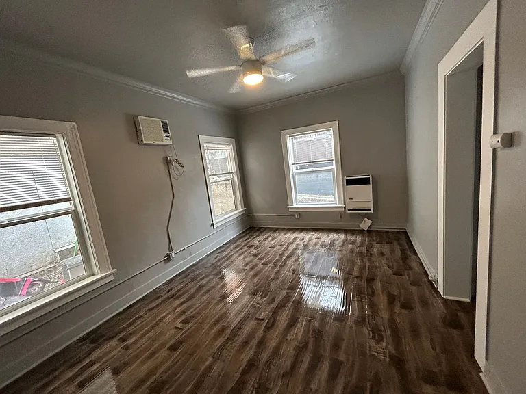 2921 Francis Ave., Los Angeles — Photo 15