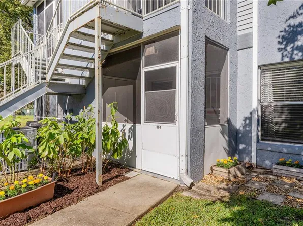 304 Northlake Dr, Sanford, FL 32773