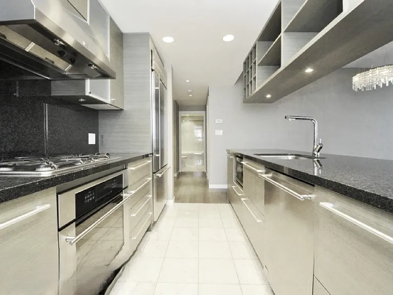 833 Seymour St #3806 — Photo 3