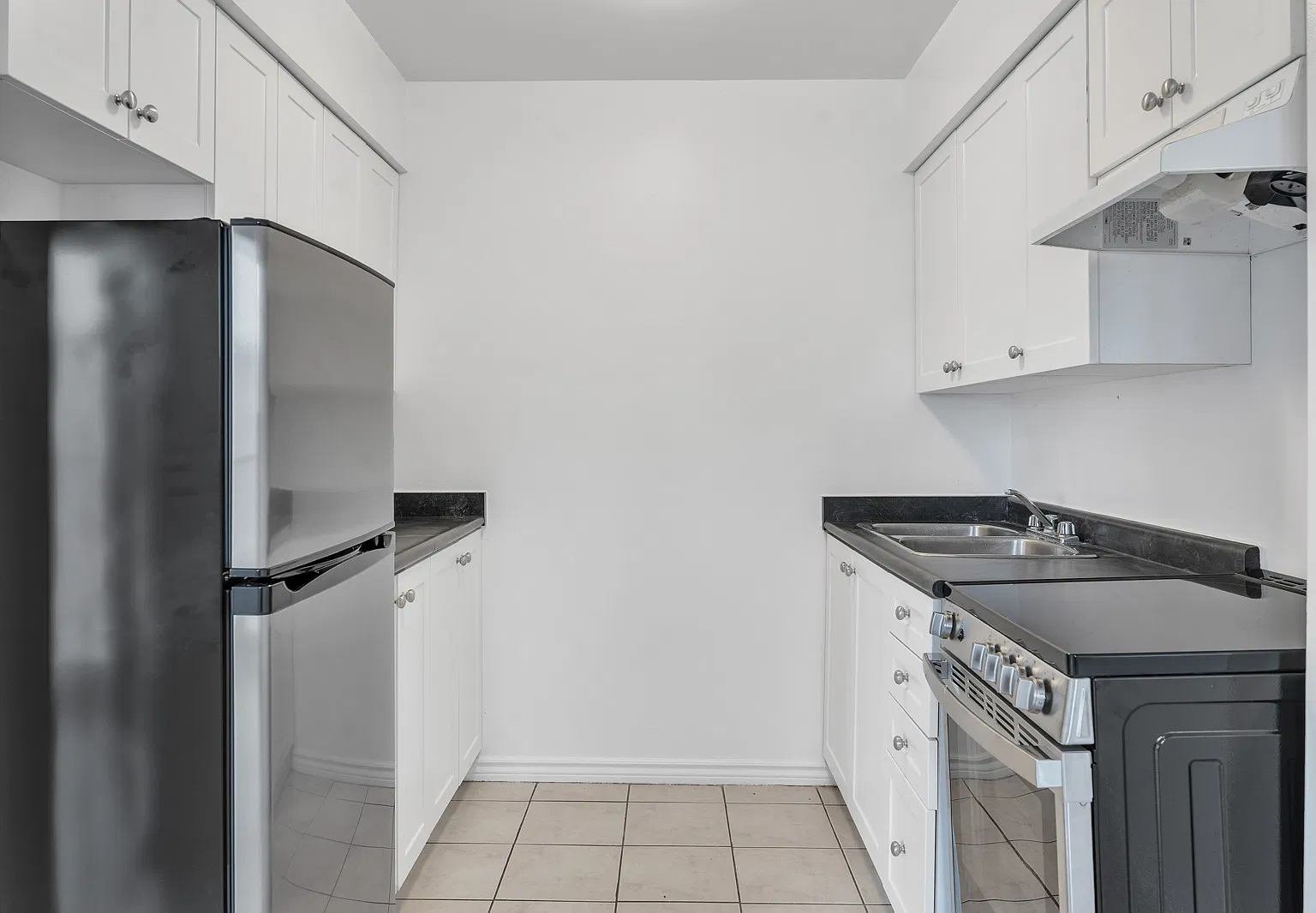 Macintosh Apartments — Photo 2