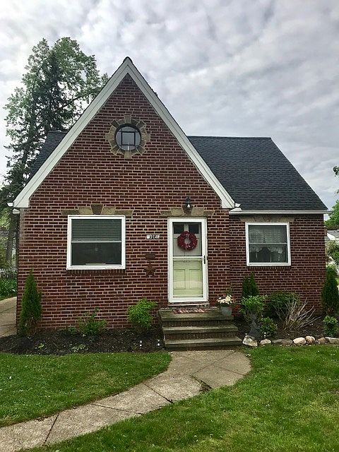 1st image of 914 Tuxedo Ave