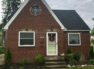 914 Tuxedo Ave, Parma, OH 44134