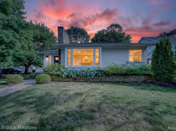 1124 E Windemere Ave, Royal Oak, MI 48073