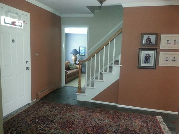 3rd image of 3750 Eastbourne Dr