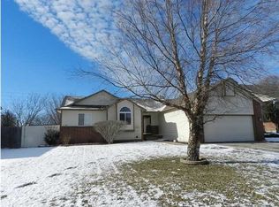 1817 S Hoyt Cir, Wichita, KS 67207