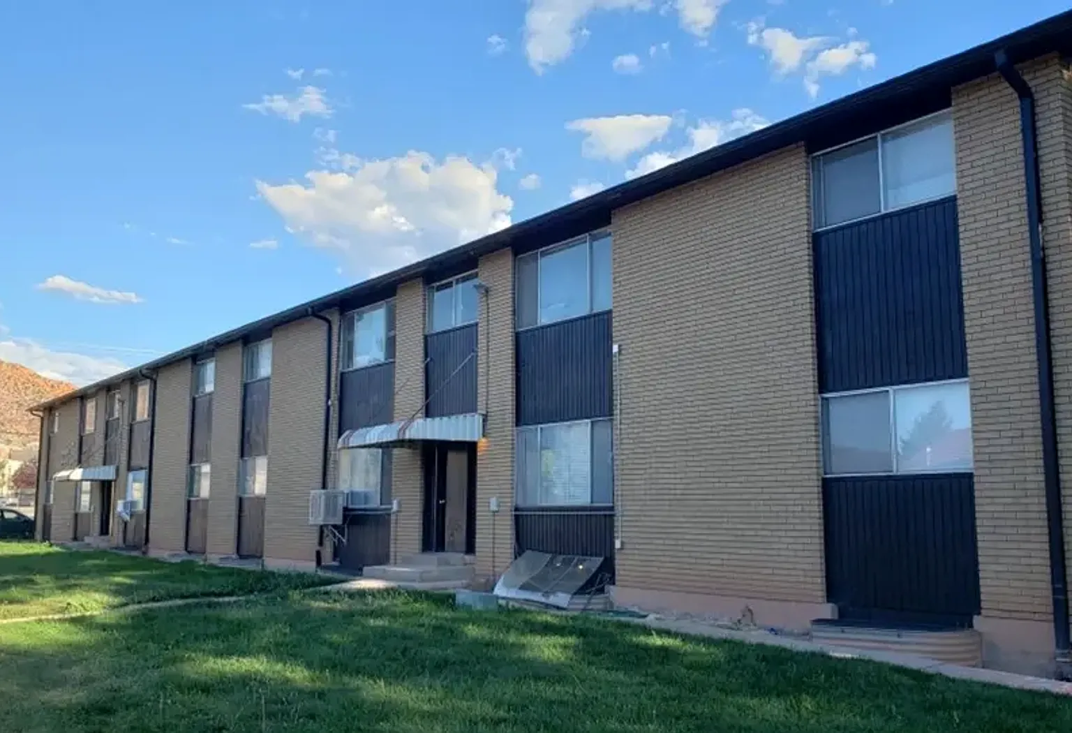 Palmer House Apartments — Photo 1
