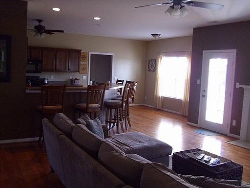 5th image of 71 Nina Ln