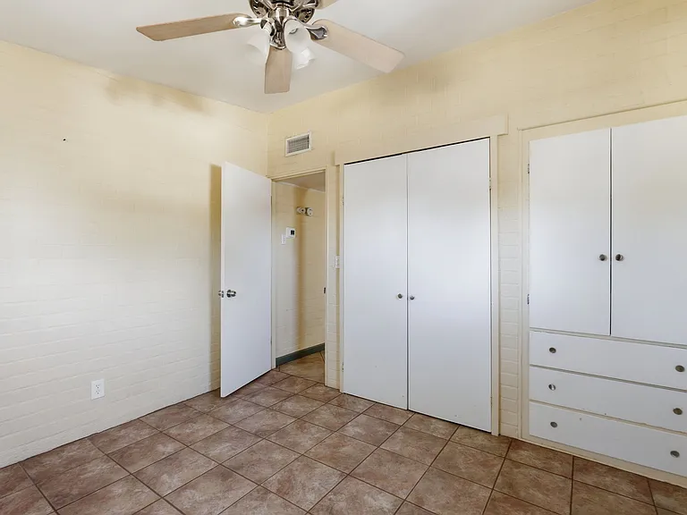 3226 E Bermuda St #1 — Photo 17