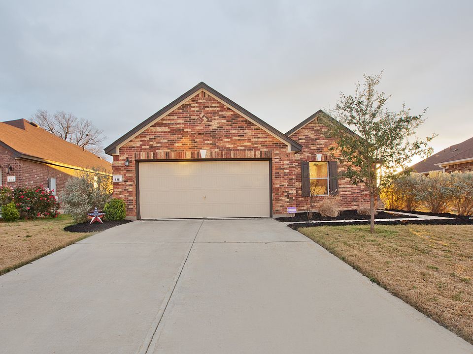 1st image of 1311 Sheffield Way