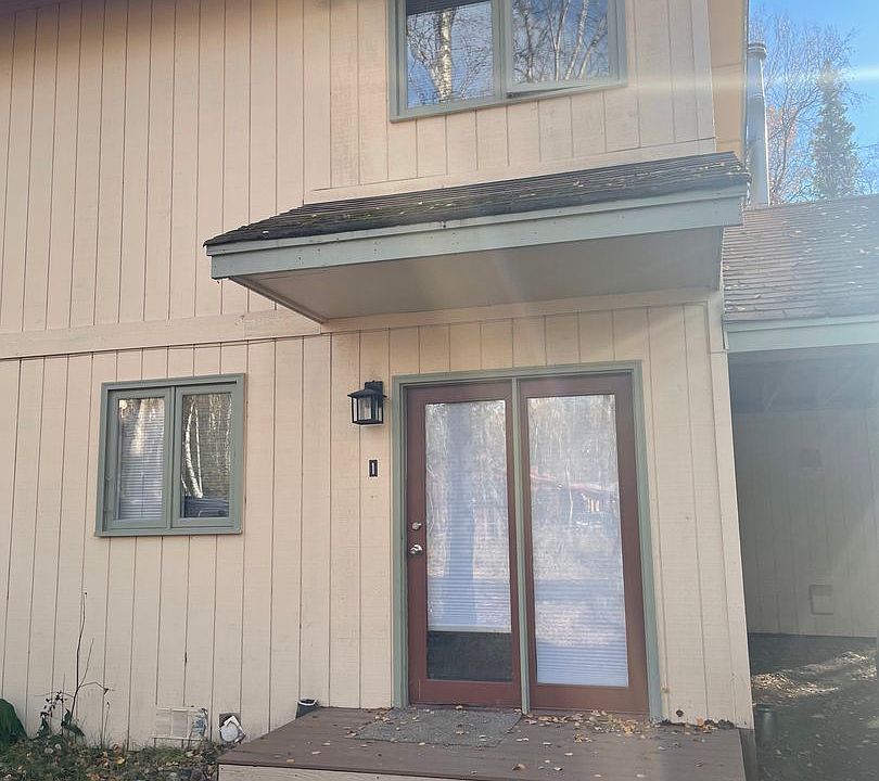 1st image of 3025 N Cambay Ct APT 1