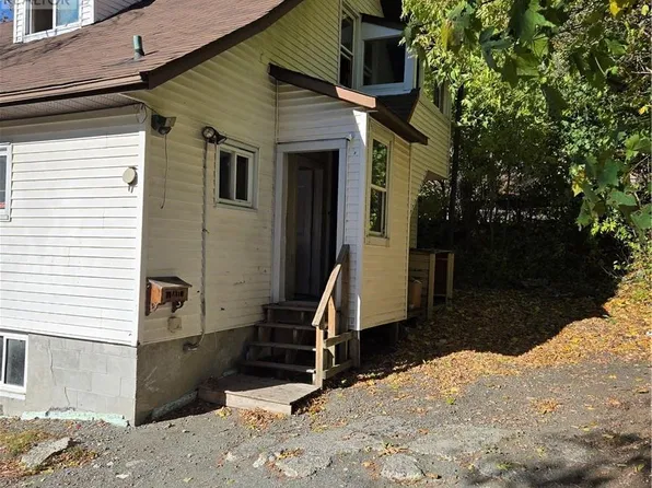 14 Fairview Ave, Sudbury, ON P3B 2N1