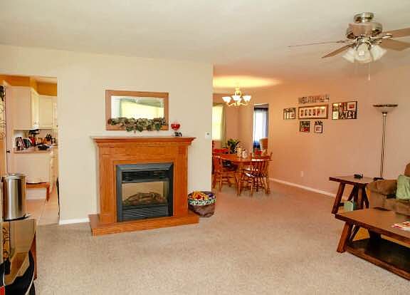 4th image of 4909 Georgian Dr