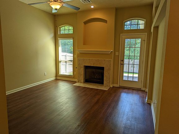 2nd image of 257 Fieldstone Pl