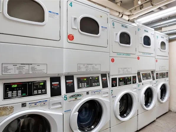 2835 Webb Avenue image 17 of 18