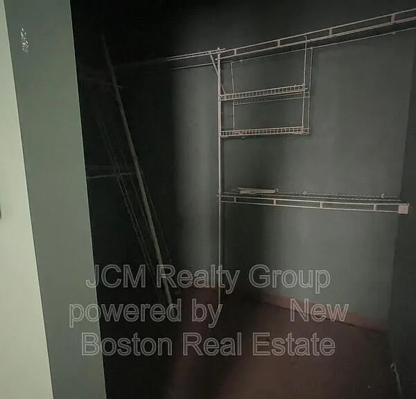 98 Margin St #2L — Photo 11