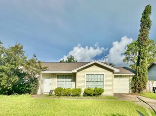 494 Sara Ave, Mary Esther, FL 32569
