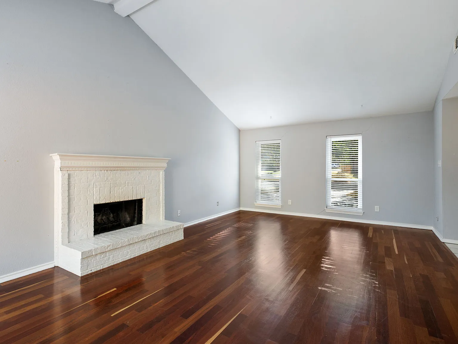 3 bed, 1368 sqft, $2,650 — Photo 3