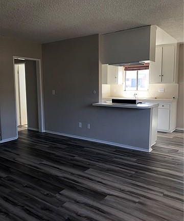 3rd image of 5237 Hermitage Ave APT 7