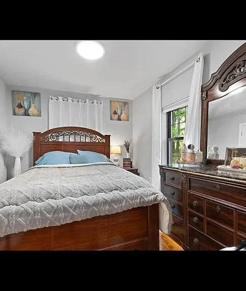 56 Clayton St — Photo 5