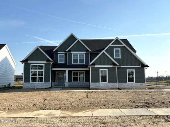 11 Hawthorne Xing, Perrysburg, OH 43551