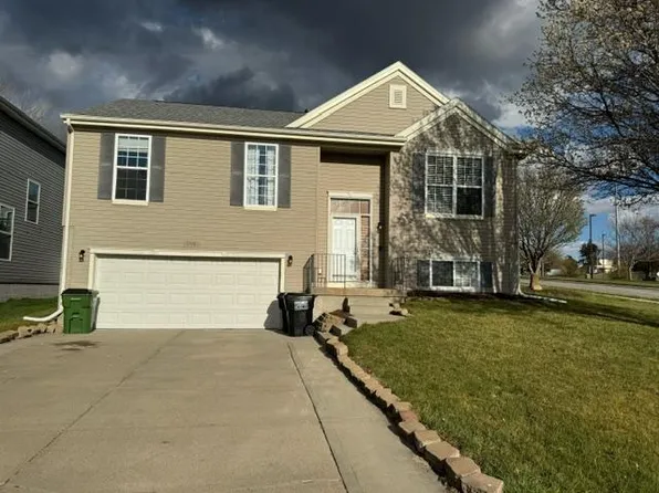 5117 S 194th St, Omaha, NE 68135
