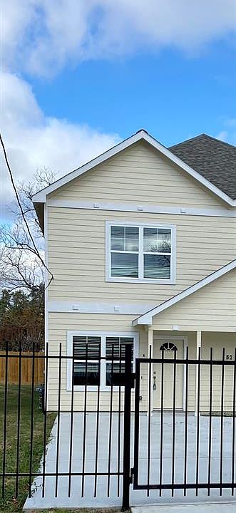 1st image of 974 Ellington St #A