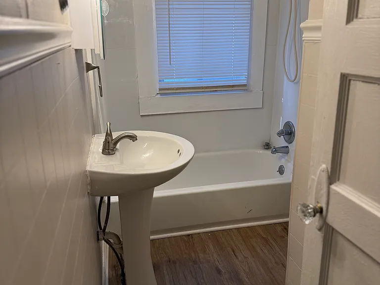 1316 W Grand Ave #1 — Photo 13