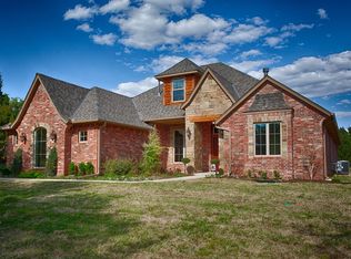 6940 Summit Oak, Edmond, OK 73034