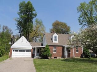 1024 Clough Pike, Cincinnati, OH 45245
