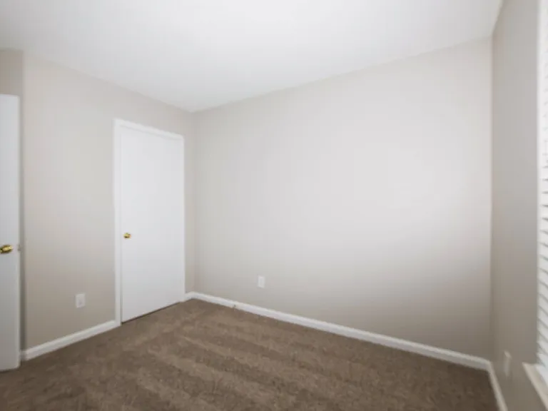 10415 Battle Ct — Photo 15