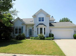 1010 Brooks Bay Dr, Erie, PA 16505
