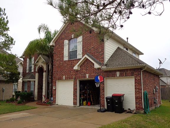 3rd image of 23403 Starbridge Lake Ln