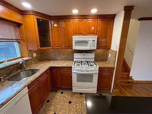 3rd image of 971 73rd St #2