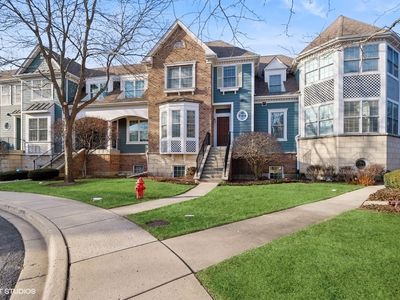 1939 Lynn Cir, Libertyville, IL, 60048