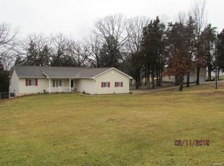 2788 Argo Rd, Bourbon, MO 65441