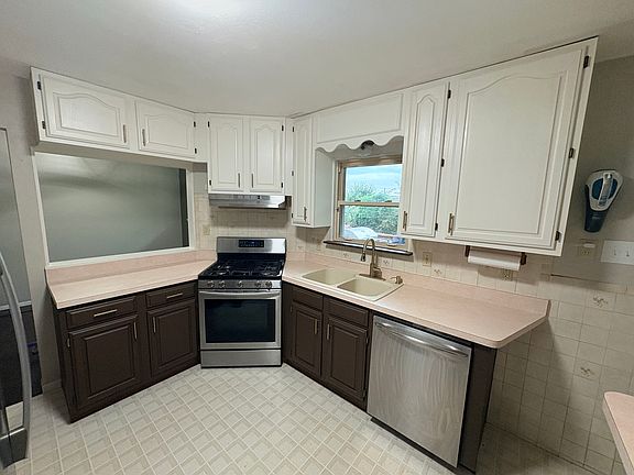 5th image of 10415 Antrim Dr