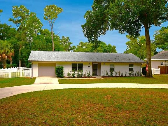 2nd image of 2898 Alameda Del Norte