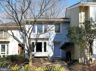 2047 Chadds Ford Dr, Reston, VA 20191