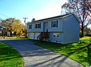 19 Walnut St, Boiling Springs, PA 17007